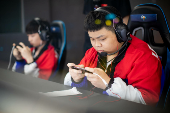 雷迪克主机业务蓄势待发前景乐观